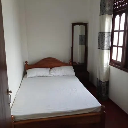 W7 Liya Rest Inn Weligama Exterior photo
