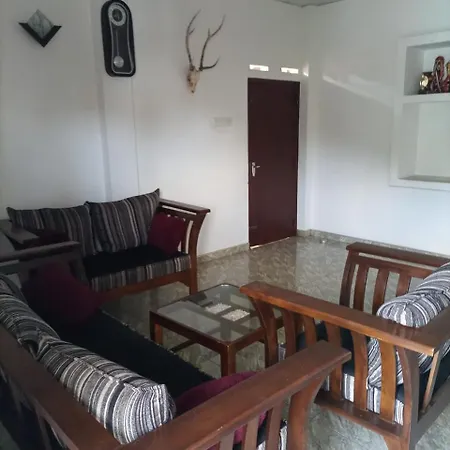 W7 Liya Rest Inn Weligama Exterior photo