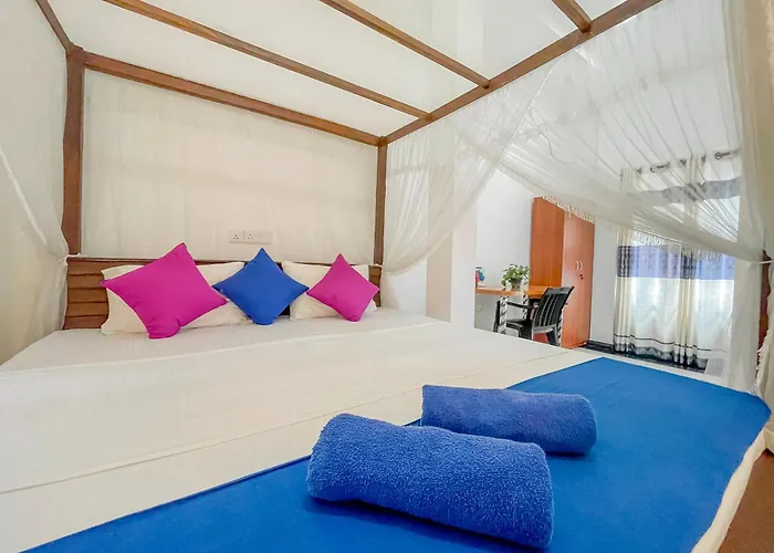 W7 Liya Rest Inn