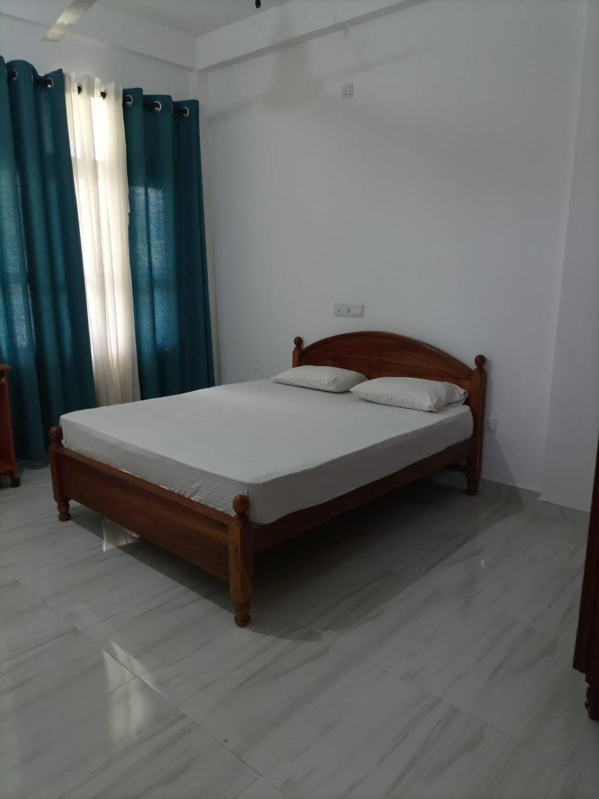 W7 Liya Rest Apartment