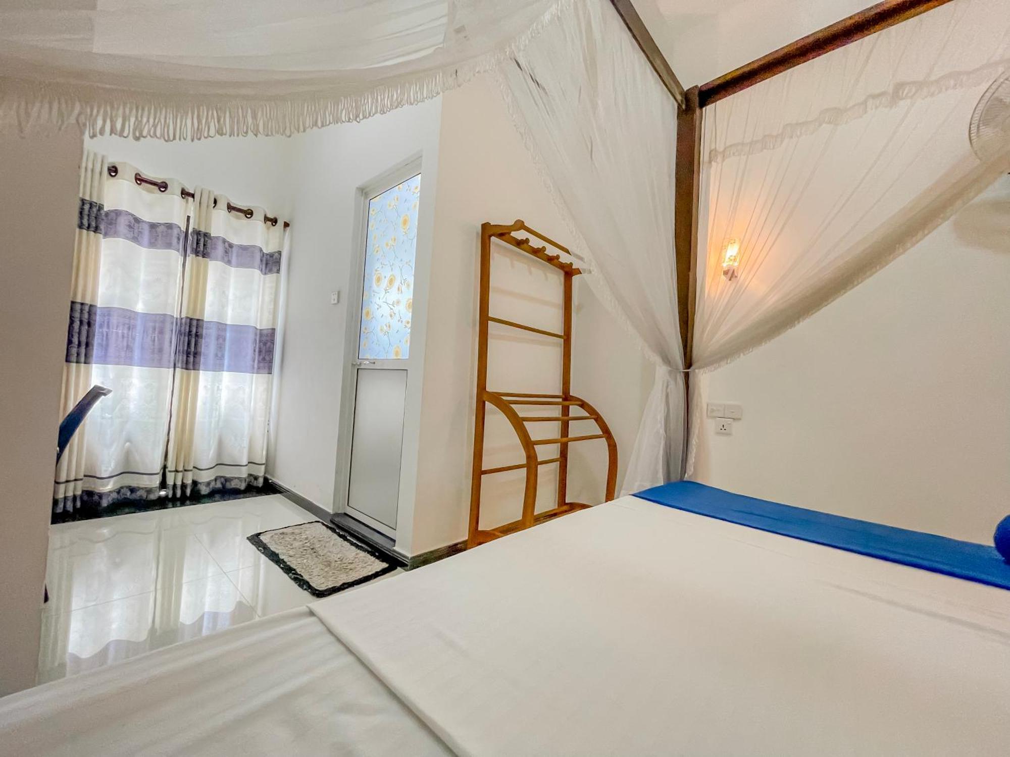 W7 Liya Rest Apartment
